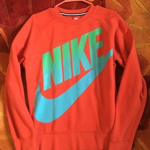 Nike- Crewneck Sweatshirt